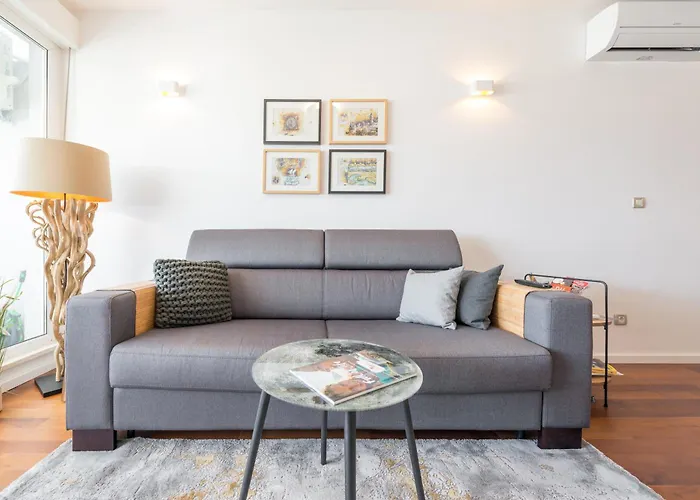 Sun & Palms Apartment *