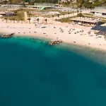 Sun & Palms Apartman *
